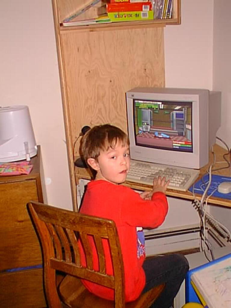 No description provided for: /1997/1225-1-christmas-morning/photo08.html