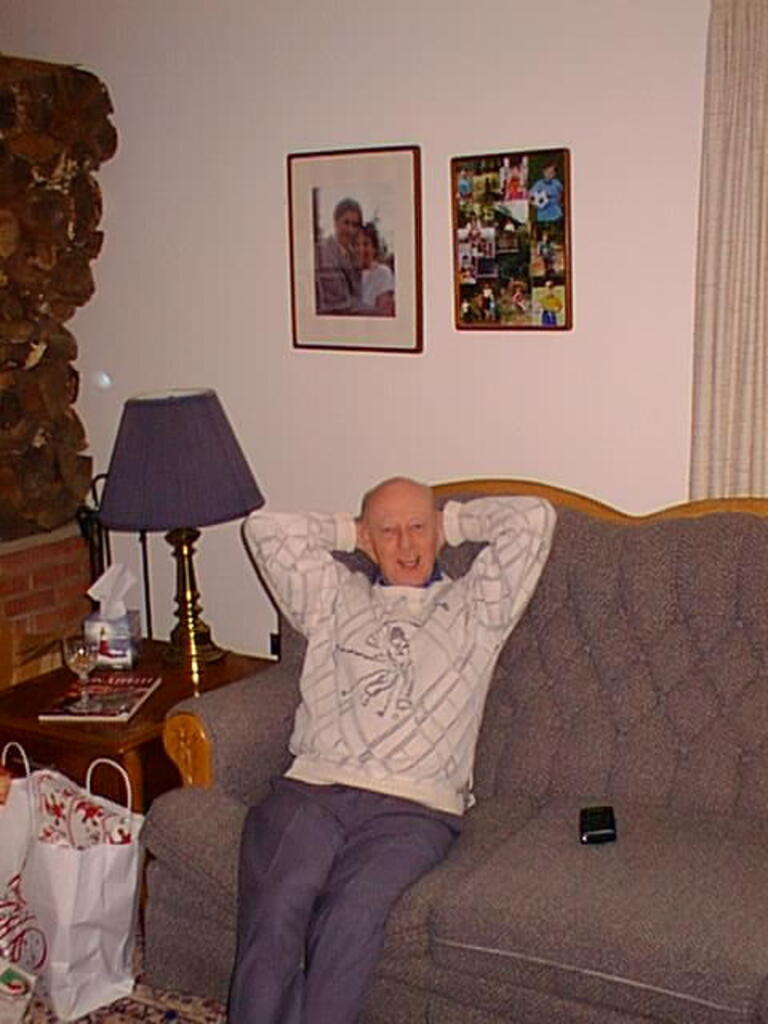 No description provided for: /1997/1225-2-christmas-day/photo01.html