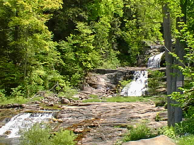 No description provided for: /1999/0523-kent-falls/_1/photo-08.html
