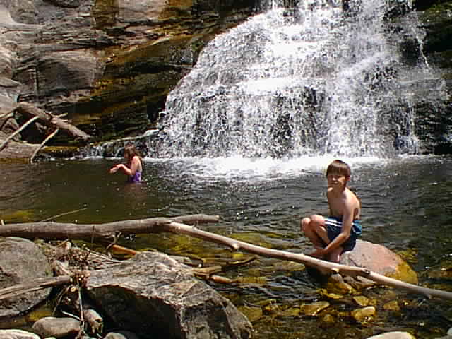 No description provided for: /1999/0523-kent-falls/_2/photo-30.html