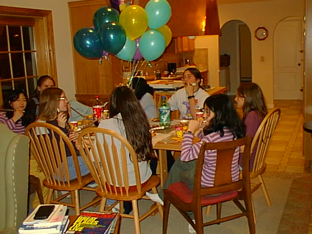 No description provided for: /2000/1111-bday/bday14-03.html