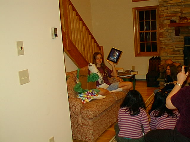 No description provided for: /2000/1111-bday/bday14-07.html