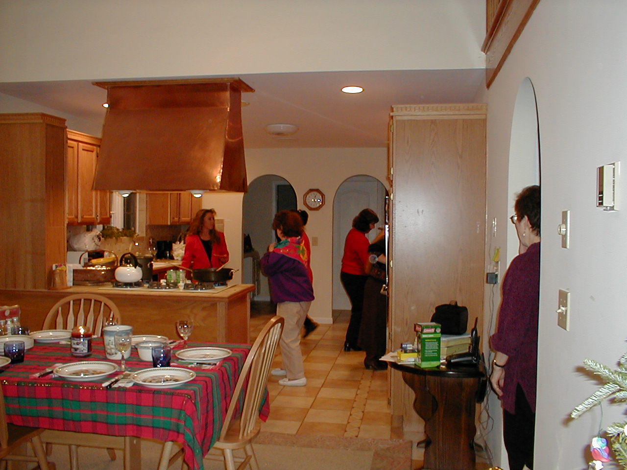 No description provided for: /2000/1227-xmas/_3/xmas2000-40.html