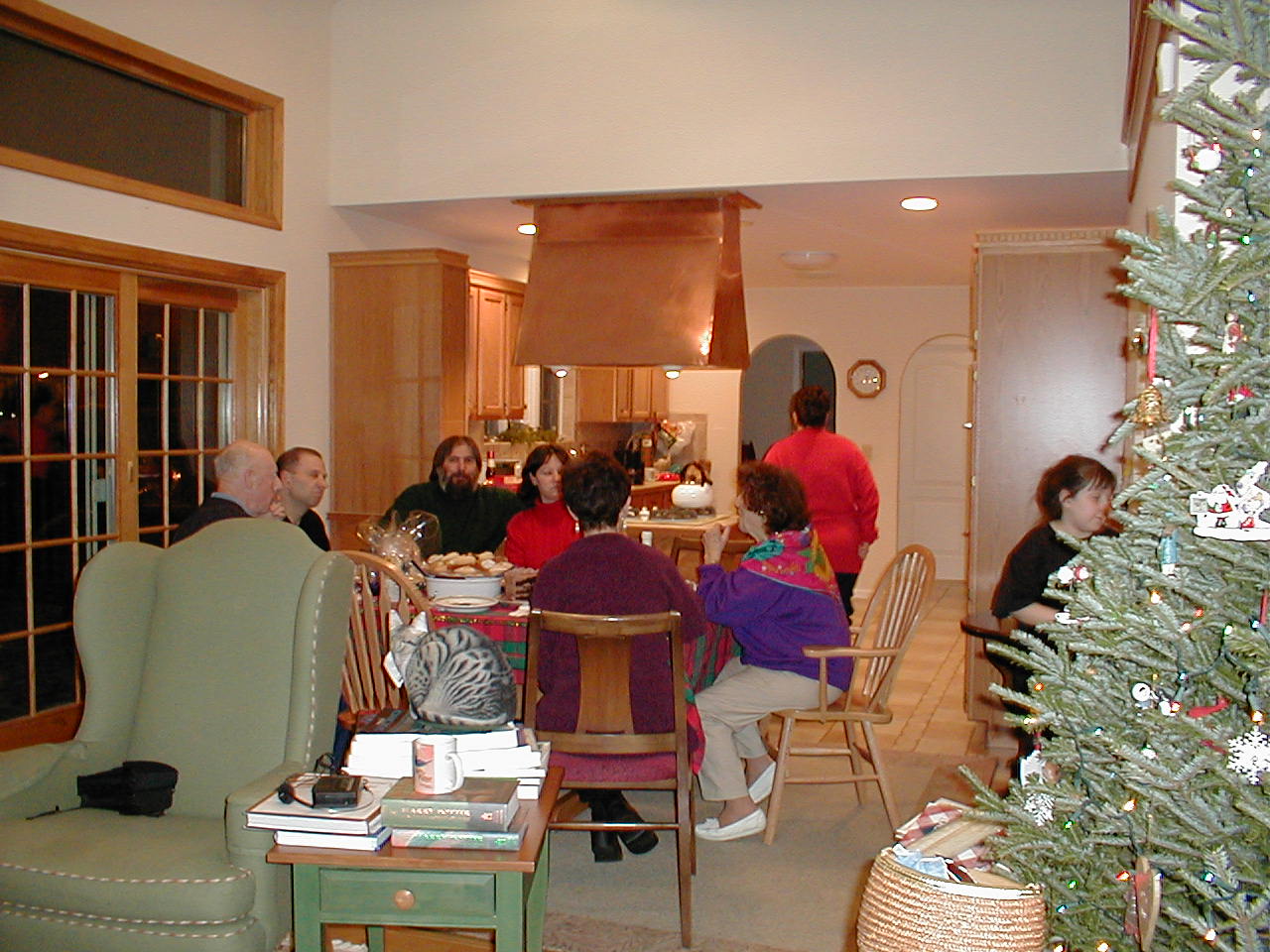 No description provided for: /2000/1227-xmas/_5/xmas2000-98.html