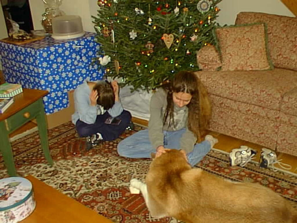 No description provided for: /2000/1224-xmas-eve/photo03.html