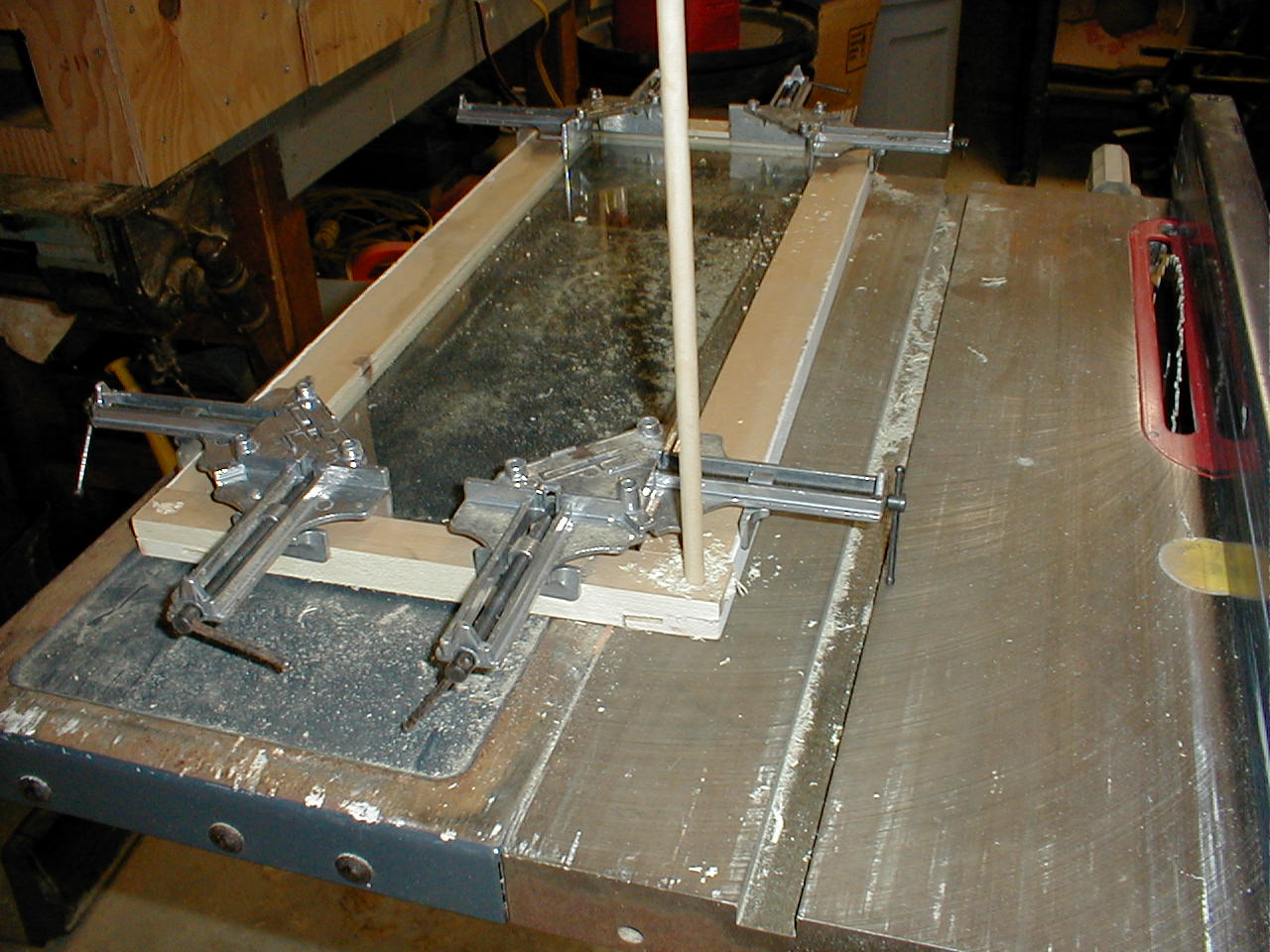 No description provided for: /2001/01-03/0106-sci-horizon/sci-14.html