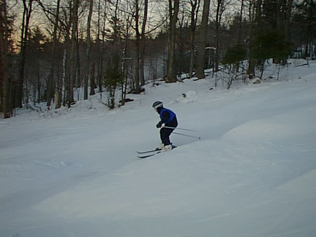 No description provided for: /2001/01-03/0112-wms-ski/_2/ski-2001-01-12-23.html