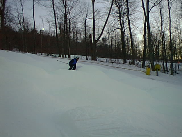 No description provided for: /2001/01-03/0112-wms-ski/_2/ski-2001-01-12-26.html