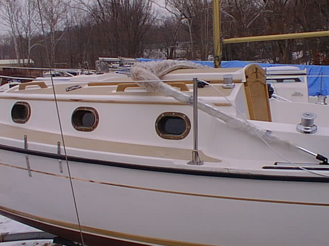 No description provided for: /2001/01-03/0114-sail/sail-04.html