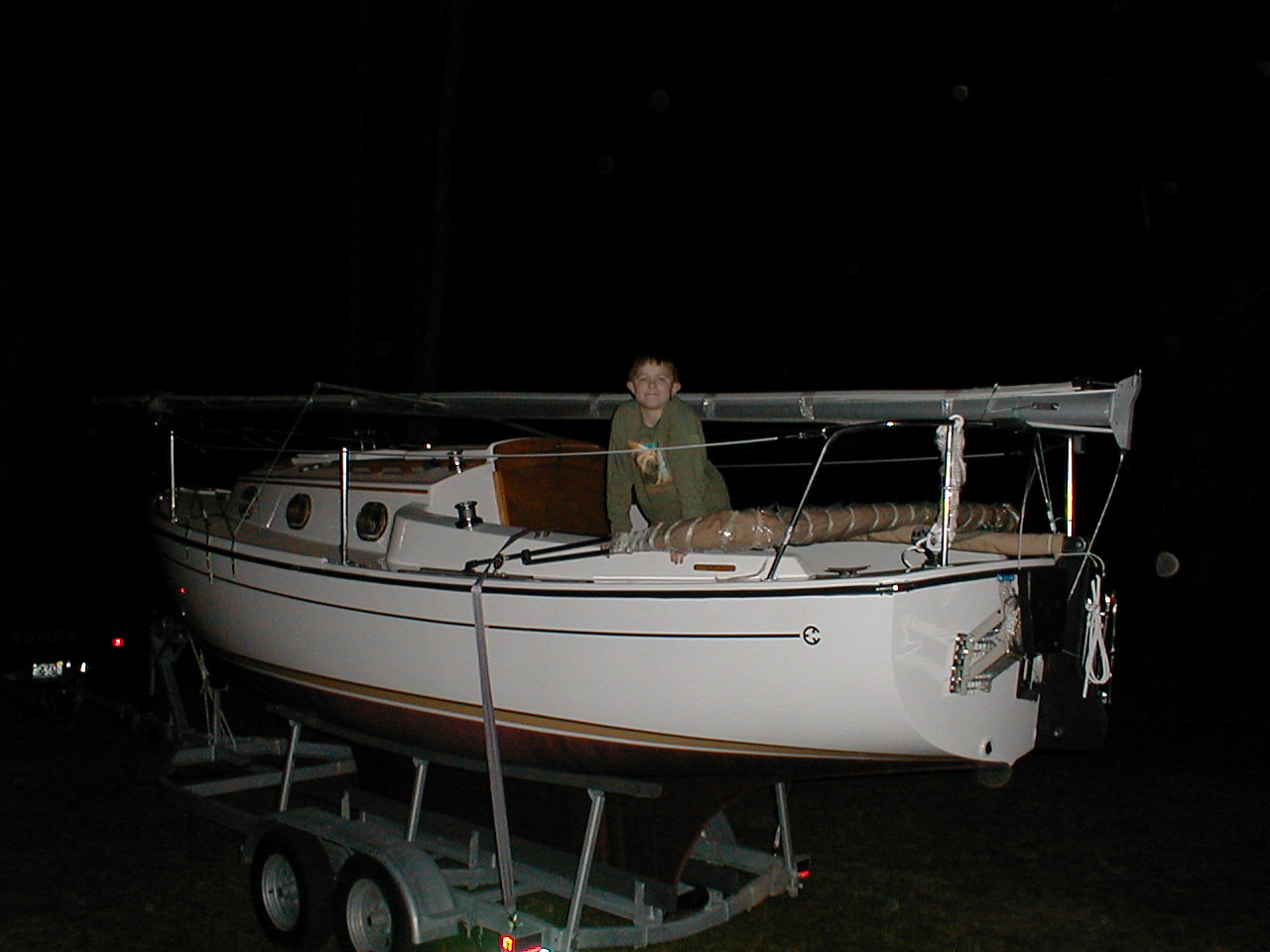 No description provided for: /2001/04-06/0414-sail/first-passenger.html