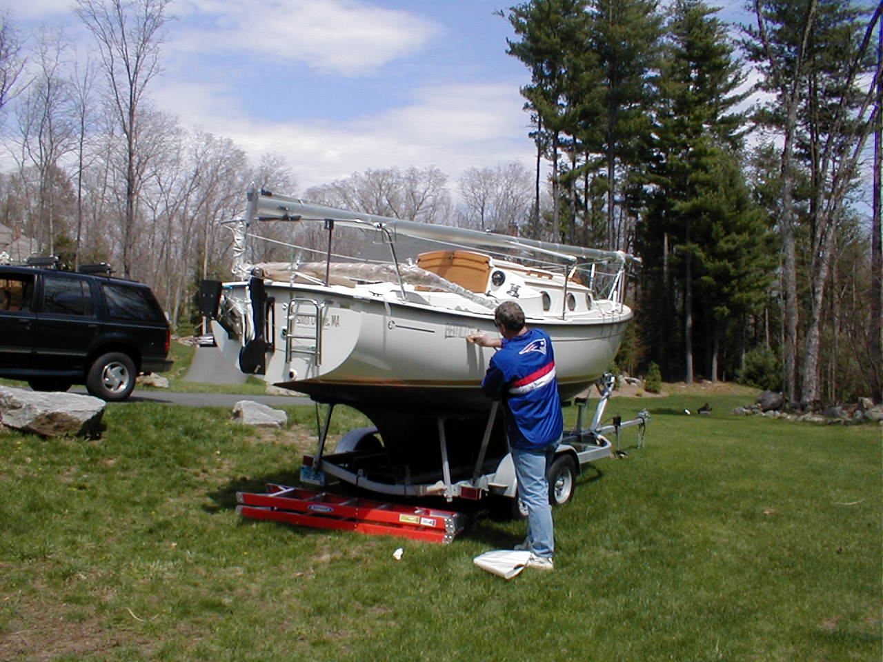 No description provided for: /2001/04-06/0427-sail/sail2-05.html