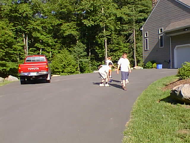 No description provided for: /2001/04-06/0610-bday/_2/bday-29.html