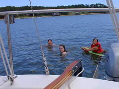 Image file: photo28.jpg