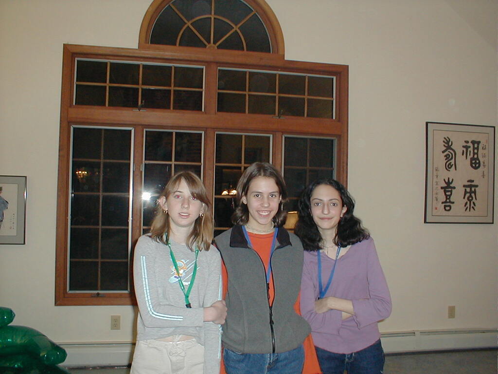 No description provided for: /2001/01-03/0331-erin-bday/_1/photo03.html