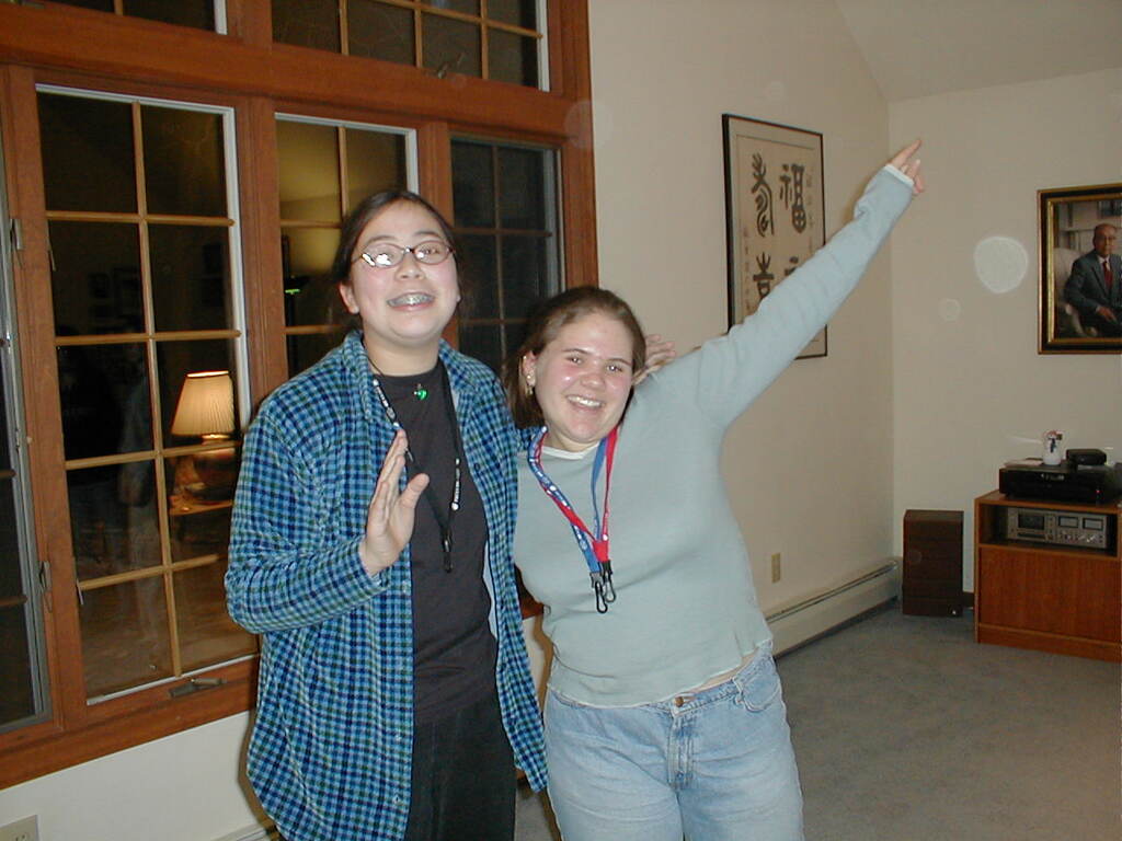 No description provided for: /2001/01-03/0331-erin-bday/_1/photo10.html