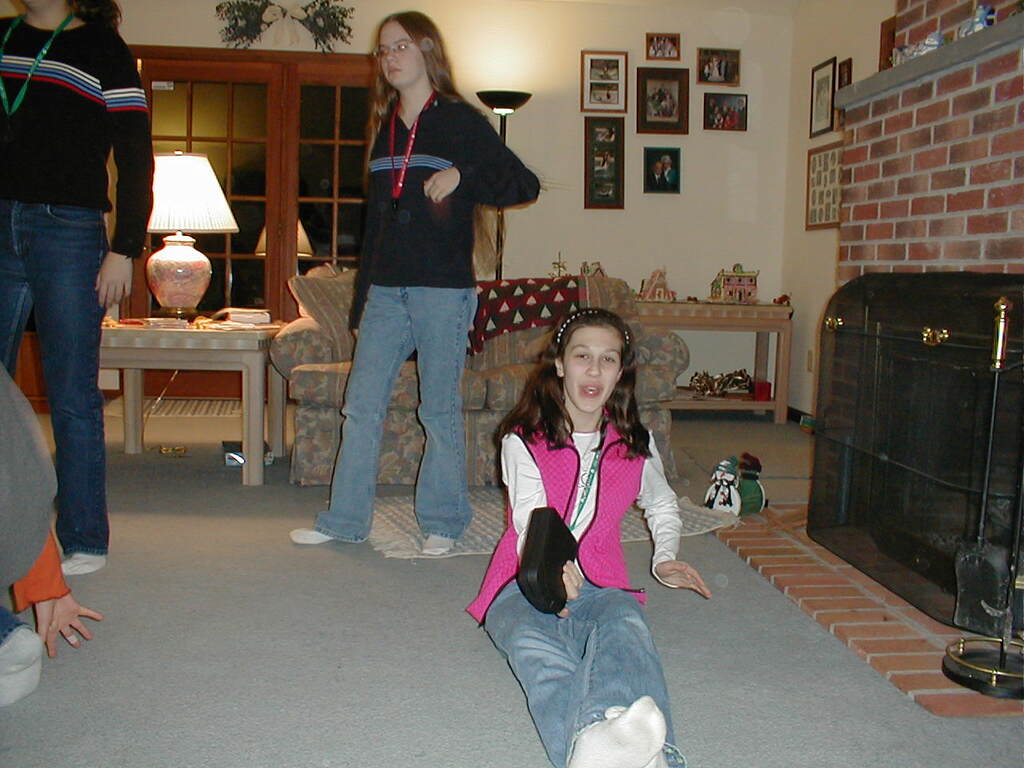 No description provided for: /2001/01-03/0331-erin-bday/_1/photo16.html