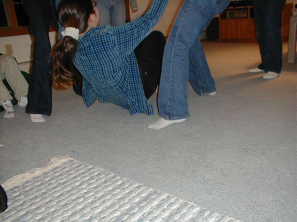 No description provided for: /2001/01-03/0331-erin-bday/_1/photo20.html