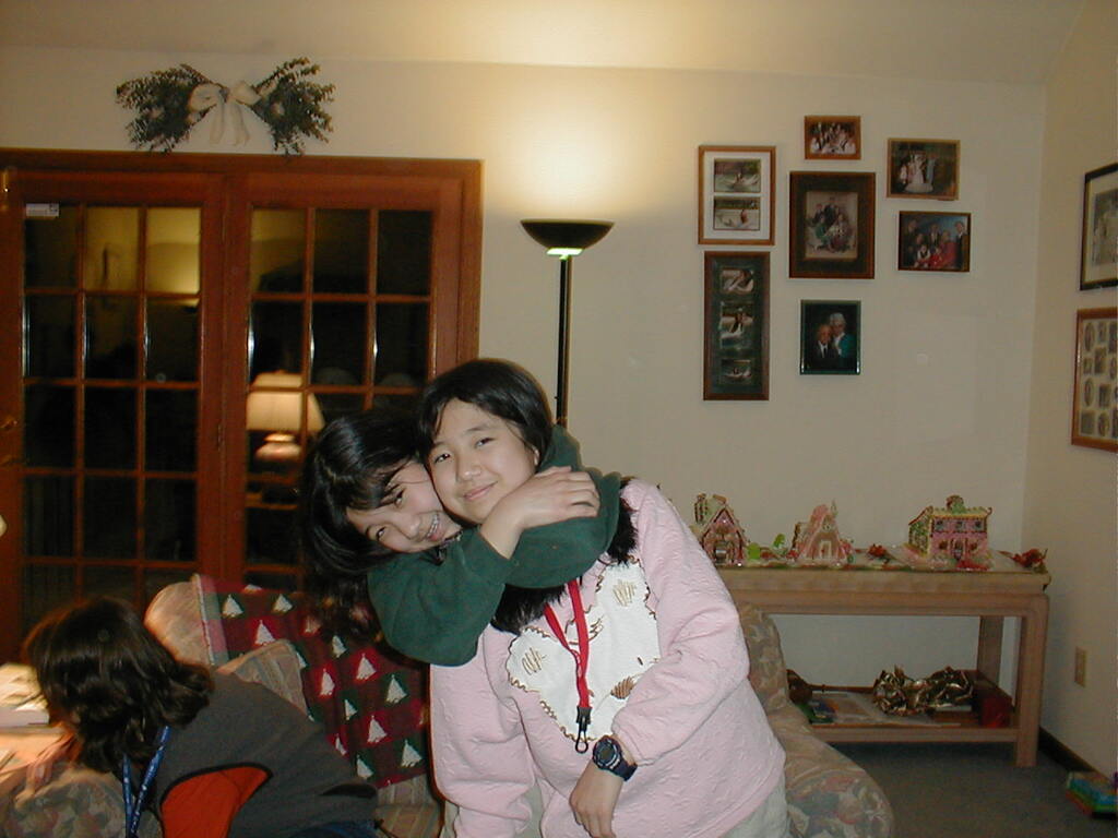 No description provided for: /2001/01-03/0331-erin-bday/_2/photo28.html