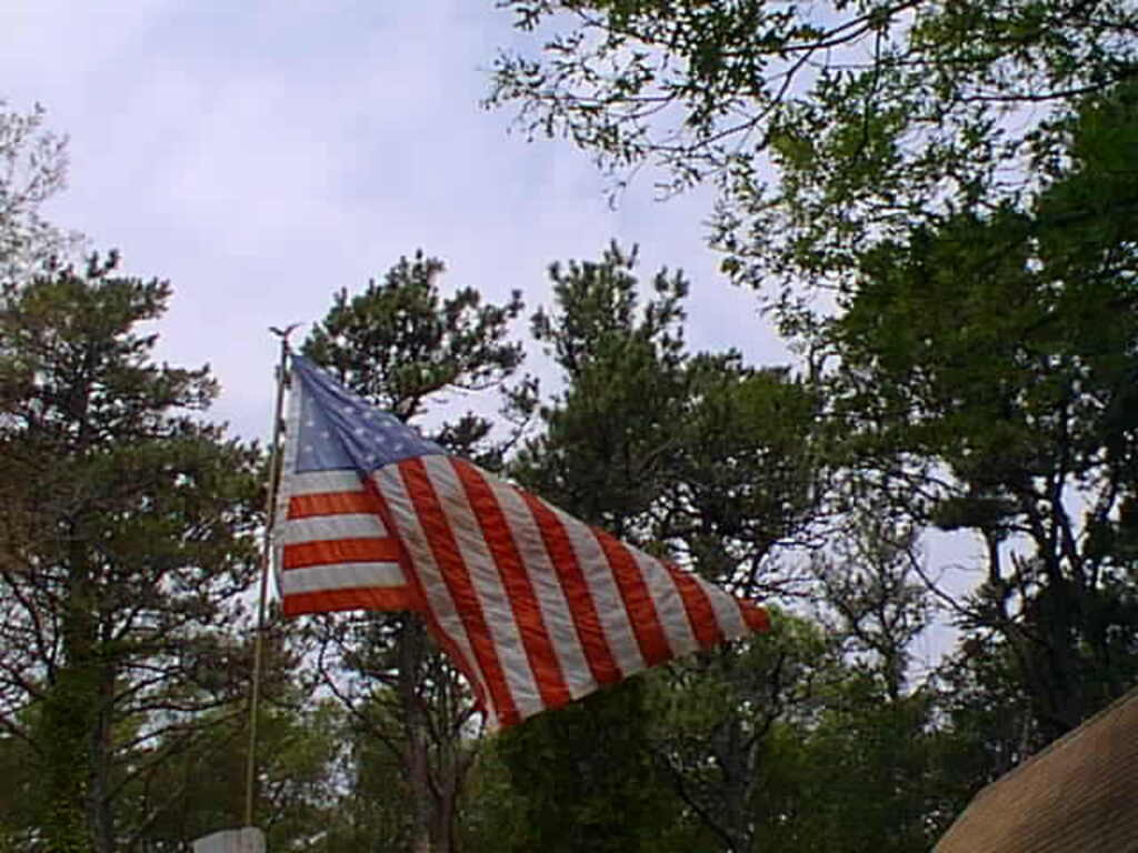 No description provided for: /2001/07-09/0707-sailing/_1/photo09.html