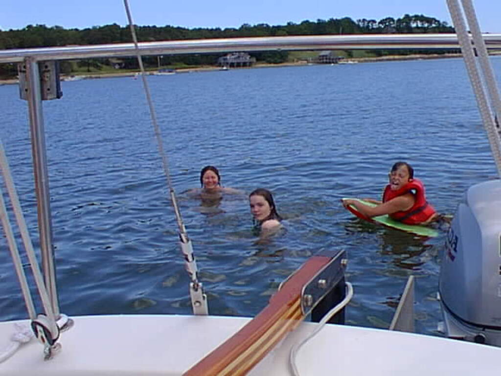 No description provided for: /2001/07-09/0707-sailing/_2/photo28.html