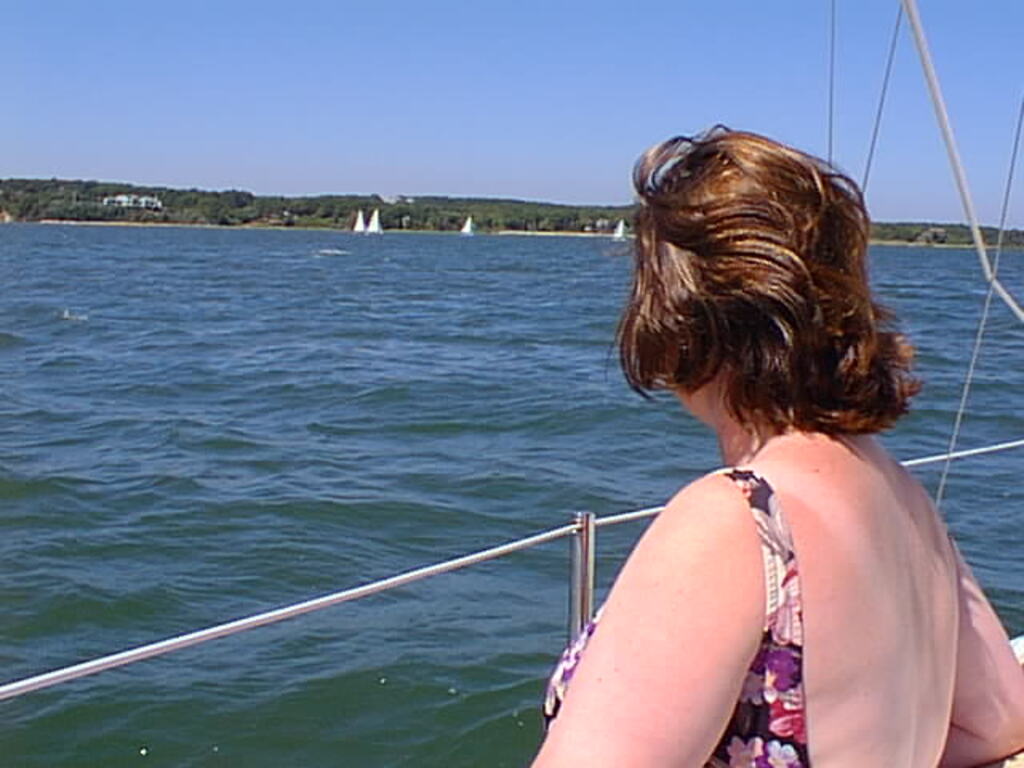 No description provided for: /2001/07-09/0721-sailing/_2/photo29.html