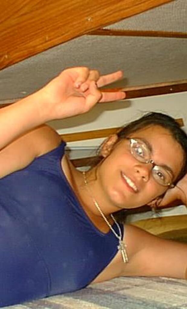 No description provided for: /2001/07-09/0729-sailing/_2/photo23.html