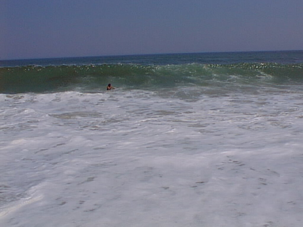 No description provided for: /2001/07-09/0802-nauset/_1/photo15.html