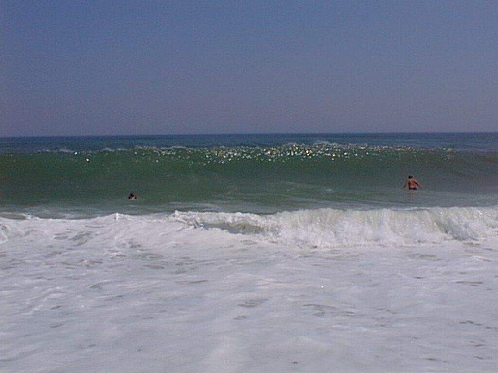 No description provided for: /2001/07-09/0802-nauset/_2/photo16.html