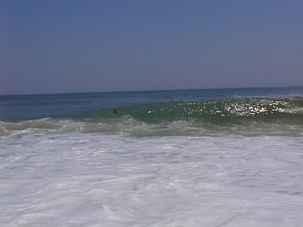 No description provided for: /2001/07-09/0802-nauset/_2/photo19.html