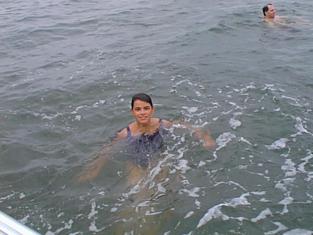 No description provided for: /2001/07-09/0804-sailing/_1/photo11.html