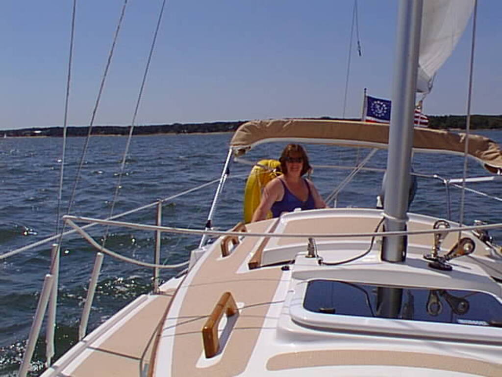 No description provided for: /2001/07-09/0811-sailing/photo05.html