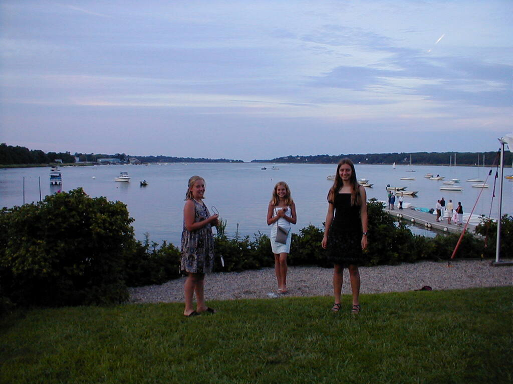 No description provided for: /2001/07-09/0826-oyc/photo03.html