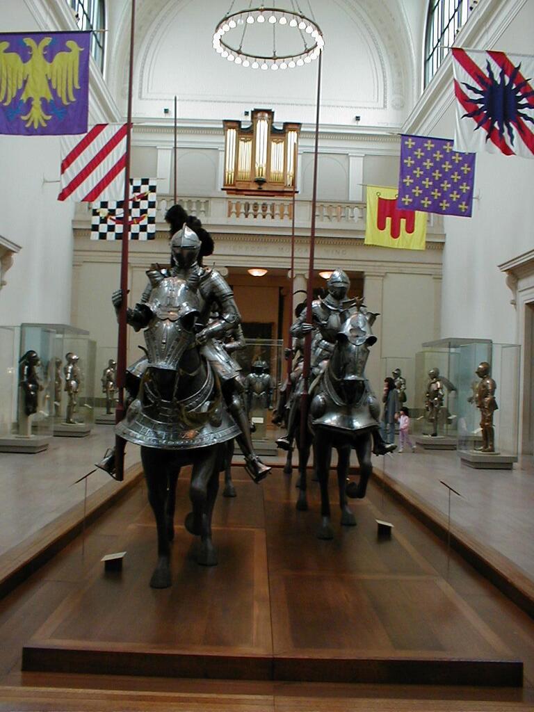 No description provided for: /2001/10-12/1214-metropolitan/_1/photo13.html