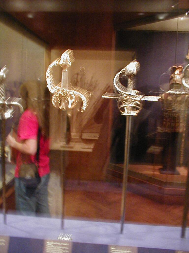 No description provided for: /2001/10-12/1214-metropolitan/_2/photo21.html