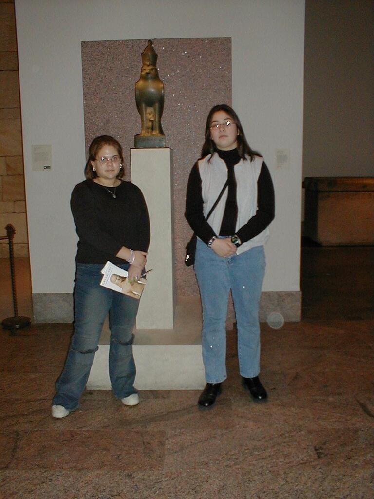 No description provided for: /2001/10-12/1214-metropolitan/_3/photo37.html