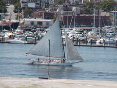 Image file: photo140.jpg