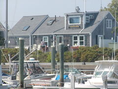 Image file: photo30.jpg