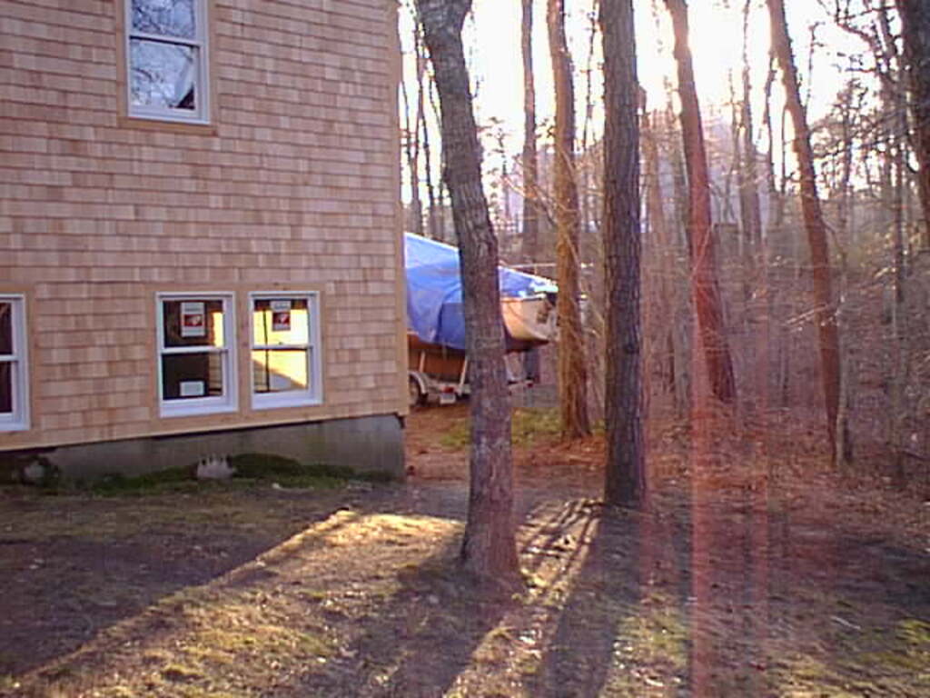 No description provided for: /2002/04-06/0411-carriage-house/photo15.html