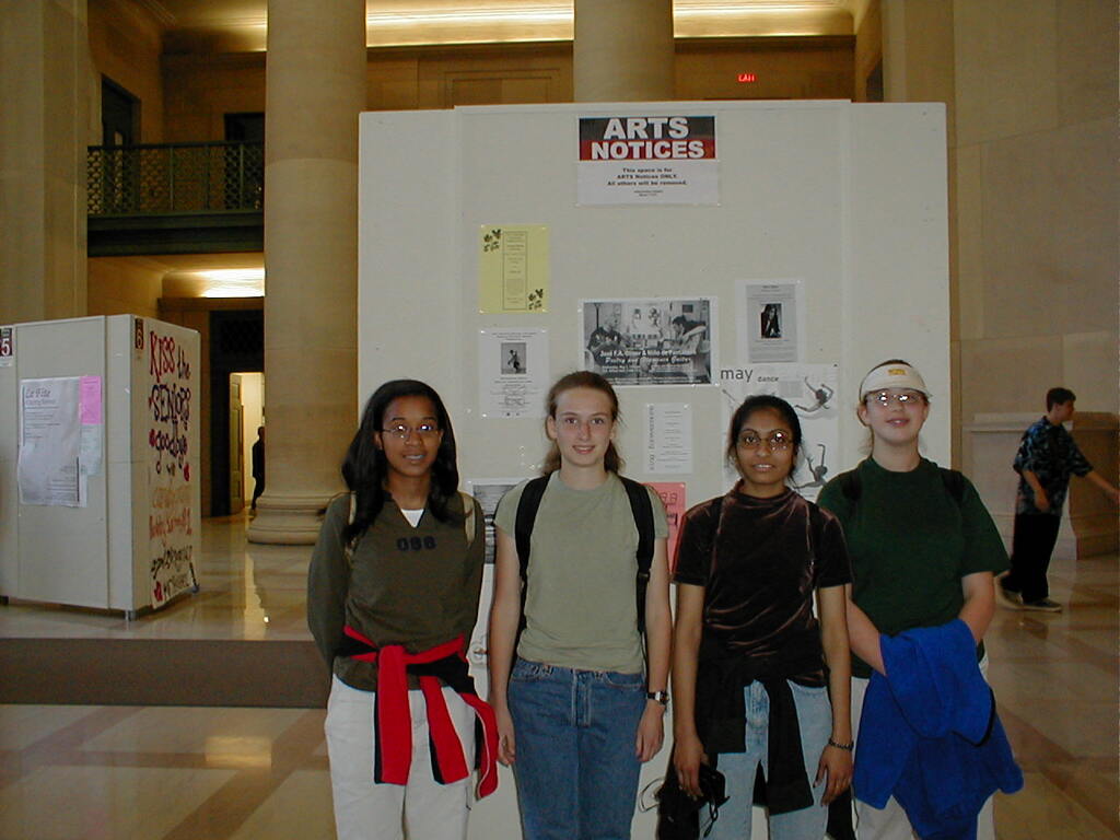 No description provided for: /2002/04-06/0412-bhs-it-project/photo06.html