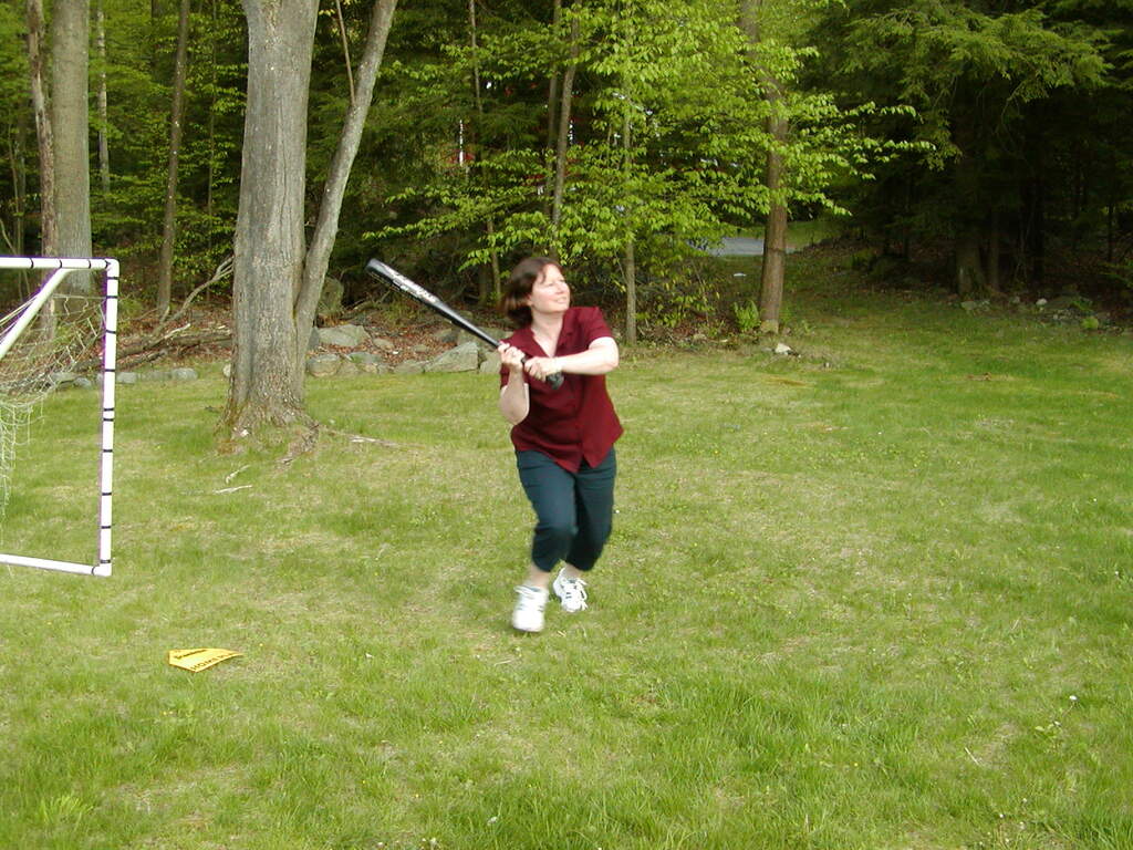 No description provided for: /2002/04-06/0511-yardball/_2/photo31.html