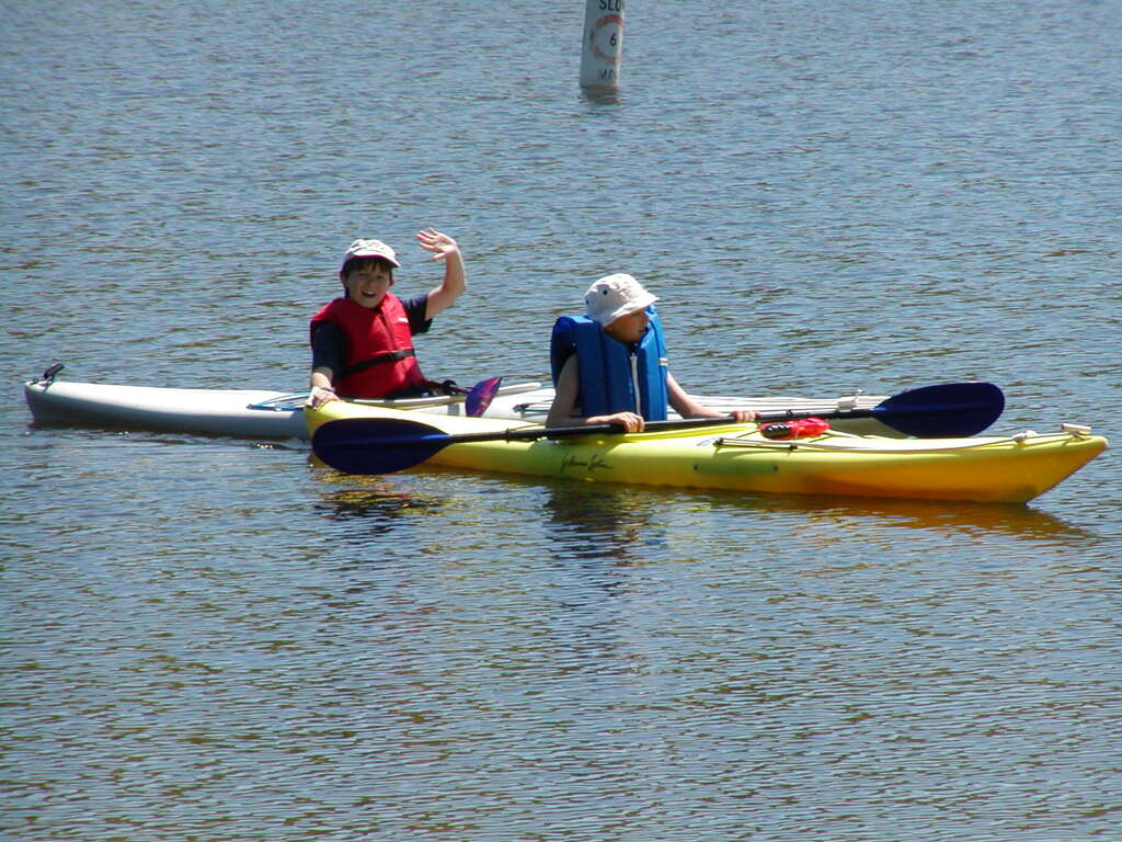 No description provided for: /2002/04-06/0525-kayaking/_1/photo10.html