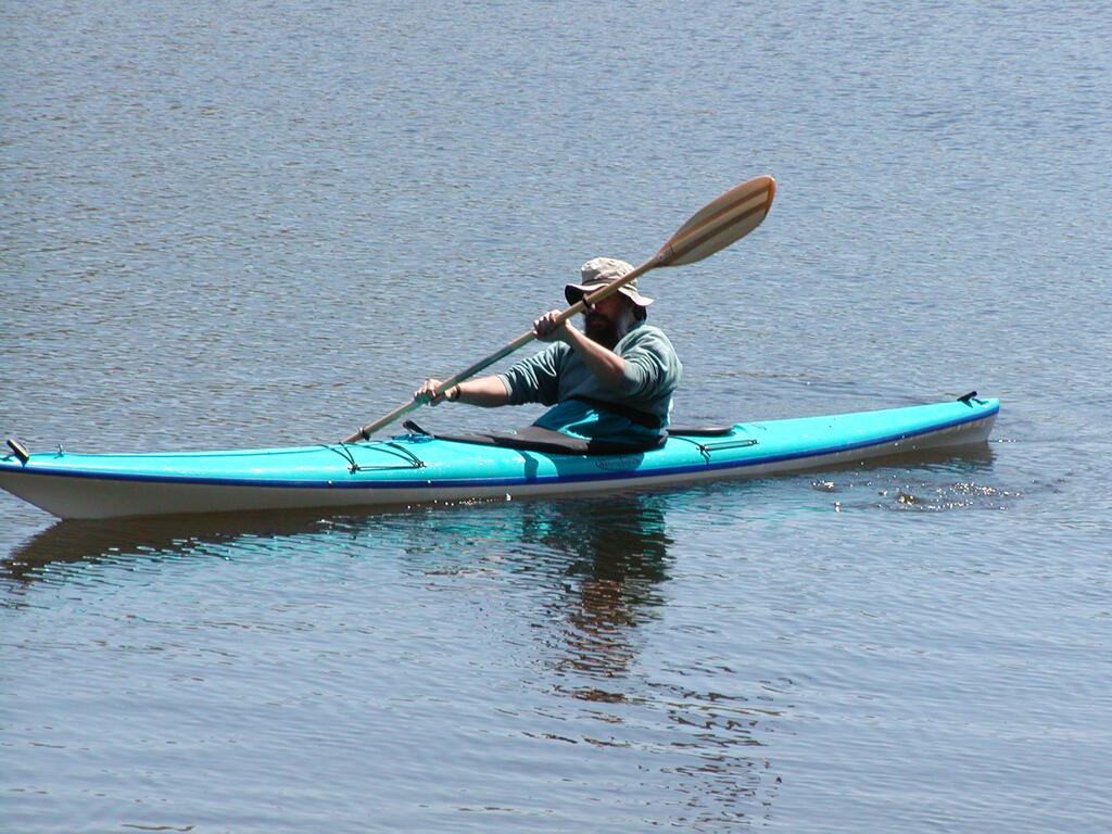 No description provided for: /2002/04-06/0525-kayaking/_1/photo17.html