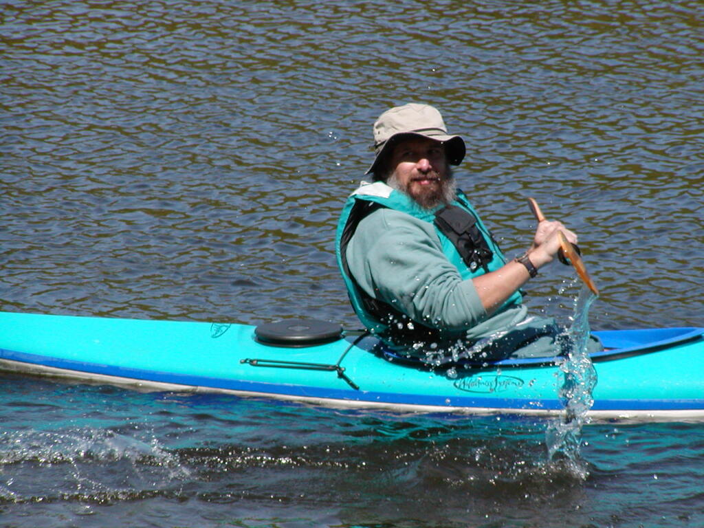 No description provided for: /2002/04-06/0525-kayaking/_3/photo53.html