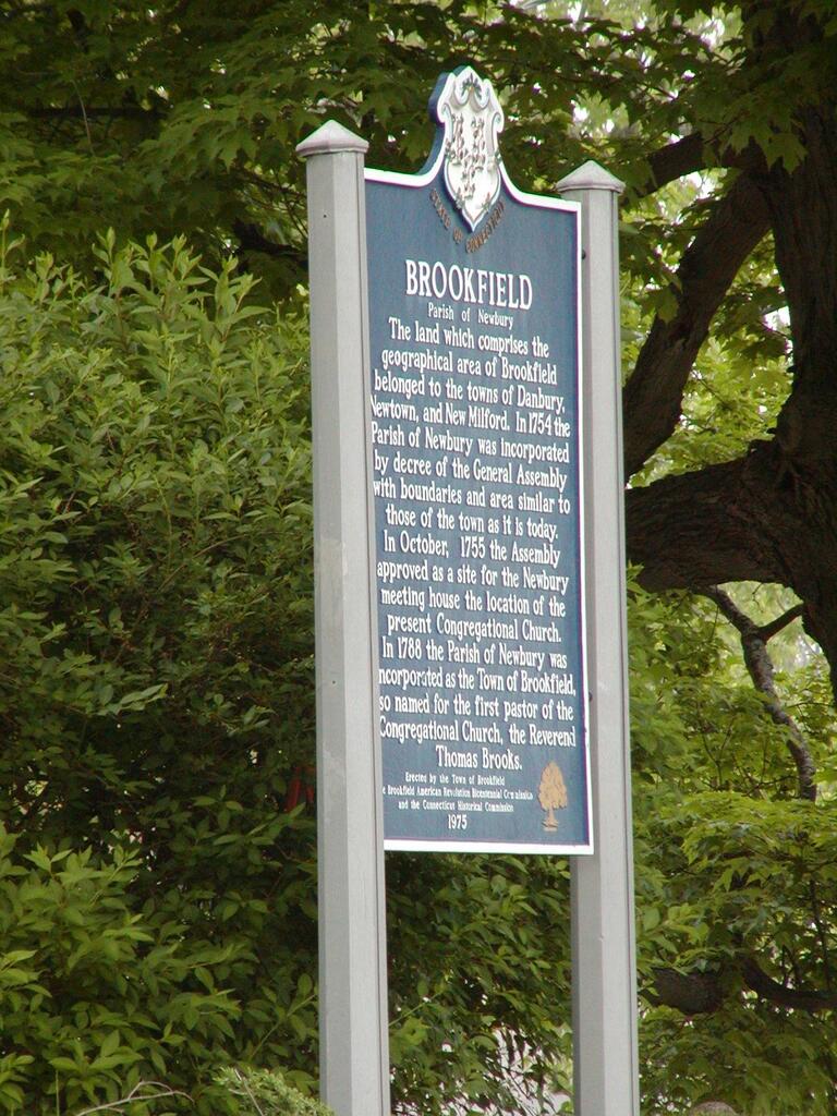 No description provided for: /2002/04-06/0526-parade/_1/photo06.html