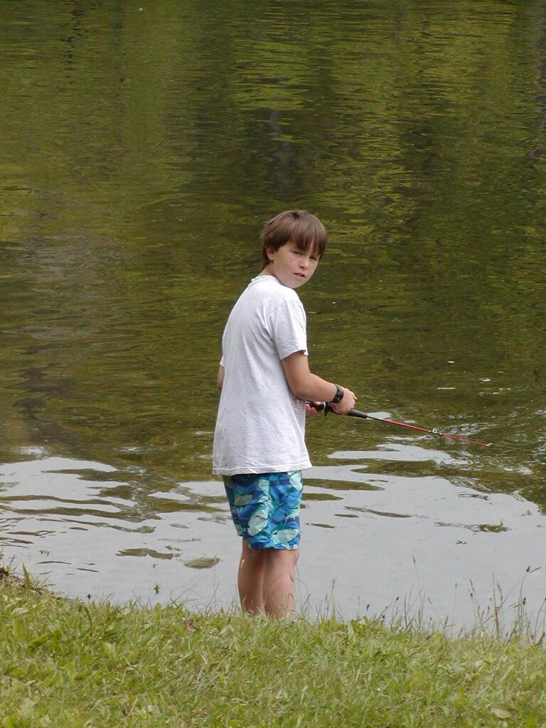 No description provided for: /2002/04-06/0527-kayaking/photo03.html