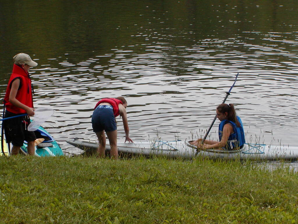 No description provided for: /2002/04-06/0527-kayaking/photo09.html