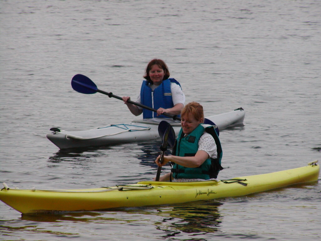 No description provided for: /2002/04-06/0527-kayaking/photo14.html