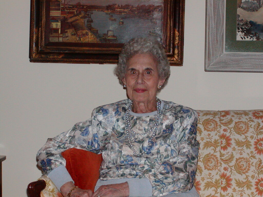 No description provided for: /2002/04-06/0623-julia/photo02.html