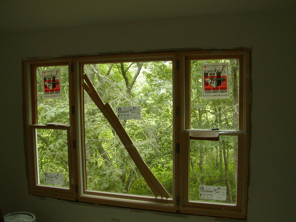 No description provided for: /2002/07-09/0709-carriage-house/photo06.html