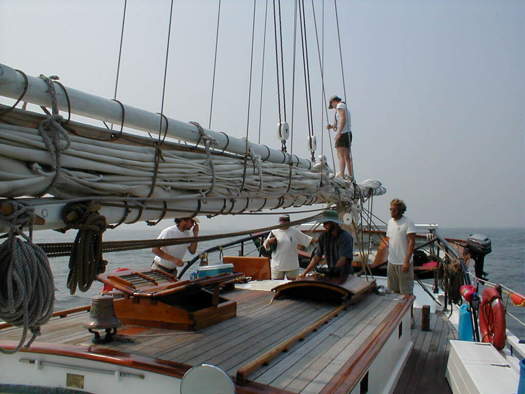 No description provided for: /2002/07-09/0712-jhu-cty-lcf/_1/photo009.html